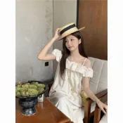 連身裙 米白細肩帶長洋裝 夏季新款 方領大擺 柔軟面料 每日出遊穿搭