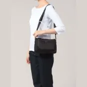 agnes b.Voyage 尼龍 肩背包 黑色