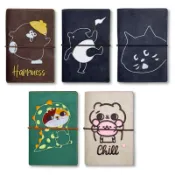 JzFun 偽出國刺繡多功能皮套組 奧樂雞 / LAIMO / NYA- / 拉查花 / 爽爽貓【久大文具】0145