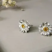 小雛菊耳針單邊/一對 橘黃剛玉