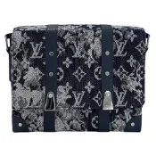 二手品 LV 丹寧雪花郵差斜背包