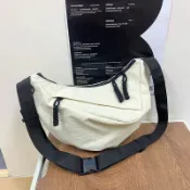 愛依依  餃子包 單肩包 斜跨包 小揹包 新款百搭休閒大容量尼龍通勤單肩包-6699.