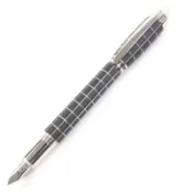 【DOKODEMO】全新狀態 □MONTBLANC星際行者係列鋼筆，14K金筆尖（M），金屬橡膠筆桿，窗口式筆身設計，黑銀色筆身，附筆盒。德國製造。男士鋼筆