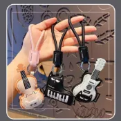 (店+)WDF.CO現貨｜2026最新ins皮革樂器貓咪吊飾│吉他貓咪｜鋼琴貓咪｜小提琴貓咪｜附手繩圓圈掛扣｜鑰匙圈配飾｜裝飾造