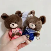 現貨 🪐寶包星人 日本 小熊學校 The bears school 玩偶吊飾 娃娃 玩偶 鑰匙圈 點點裙 抱貓咪 棕熊