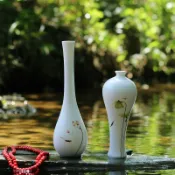 協貿國際日用品生活9館 景德鎮陶瓷花瓶創意擺件手繪荷花白瓷瓶觀音玉凈瓶簡約水培插花器