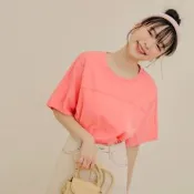OB嚴選中大尺碼-KITTY CUTIE LAND．後背印花連袖上衣《KB1490》