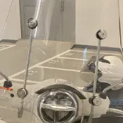 【白鐵材質 】VESPA 原廠大風鏡 風鏡飾蓋 春天 衝刺 LX LT LXV GTS GTV