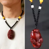 LEEHER 飾品 小擺件 招財蟾蜍吊飾 珠鏈吊飾 小葉紫檀掛墜 招財吉祥物 金蟾雕刻 三腳金蟾掛飾 木雕手把件 大嘴金蟾吊墜 111