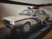 1/18 WELLY 威利 VOLKSWAGEN SANTA