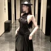 暗夜繆斯黑色亮片連身裙高級感掛脖無袖露背禮服長裙洋裝