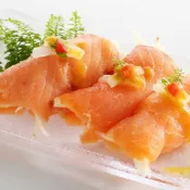 【佐佐鮮】嚴選冷燻煙燻鮭魚片_250g/±10%/包