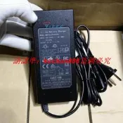 現貨jack hot碳纖維電動滑板車充電器294v2a電池充電器24v電池線