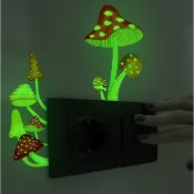 【Qimm shop】現貨不用等✰彩色蘑菇開關貼 夜光貼 螢光貼 貼紙 牆貼 壁貼 牆壁裝飾  衣櫥裝飾 窗戶油漆裝飾