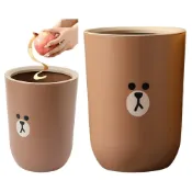 (店+)【LINE FRIENDS】熊大 簡易 垃圾桶 防水 廚房垃圾桶 浴室垃圾桶 廁所 衛生間 房間 客廳 辦公 收納桶 雜物桶 家用 餐廚 臥室 桶子