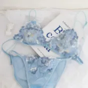 法式性感純欲細帶小胸蕾絲美背文胸無鋼圈超薄三角杯內衣套裝少女2YZ7RG0【宜家良品百貨】