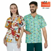 明熙精品屋 【爆款卡通印花】護士服 工作服 手術服 短袖T恤 上衣 女款V領 男款圓領 純棉舒適 透氣吸汗 醫院科室 角色扮演