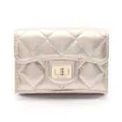 【DOKODEMO】【二手】香奈兒 (Chanel) 三折錢包 2.55 Matelassé A70325 金色金屬皮革 2.55 Matelassé 小號翻蓋錢包 女士二手 A