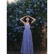 夏日風情🏝️ 溫柔法式藍色碎花吊帶連衣裙 女夏季氣質V領露背度假海邊沙灘長裙  碎花洋裝 夏天洋裝 大尺碼洋裝 連身裙
