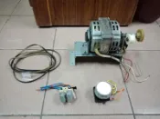 中古陳H4五 東元乾衣機 QD-6551馬達1000元 皮帶300元 開關200元 定時器已售出 請先詢問 有貨再下標