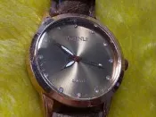 (W9)報廢手錶~YIHENLI QUARTZ 極簡腕錶｜水鑽時標、白銀質感！｜ 不會動~