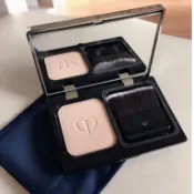 原裝現貨✅送禮袋 Cle De Peau Beaute 肌膚之鑰 新版 CPB粉餅 恆潤光采粉餅 附帶粉盒/粉刷