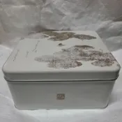 小倉山莊仙貝鐵盒  小倉山莊（僅空盒無內容物）