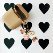 泳圈小豬豬 LOVE彩虹 HAPPY彩虹 合金配件 airpods耳機保護套配件 鑰匙圈配件