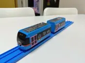 TOMY多美卡 哆啦A夢有軌火車 普樂路路軌道電車 日本新幹