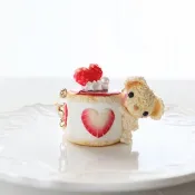 草莓法式蛋糕與小熊吊飾