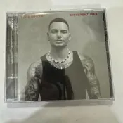 Kane Brown的專輯《Different Man》出售 音樂CD
