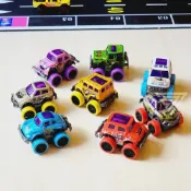 (店+)MINI大腳合金迴力車/8款可選 大腳車 越野車 模型越野車 大腳玩具車 回力小車車 玩具車 迷你小汽車(Q版玩具車 小車 大腳車)