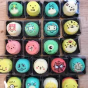 四葉 戚風蛋糕 卡通 慶生 派對 安親班 幼兒園 生日 活動 點心 角落生物 波利 英雄 公主 巧虎 寶可夢