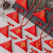 【全場客製化】 免縫 刺繡 三角符袋 福袋 本命年 平安護身符袋 端午節 收納 防水 香包 空袋