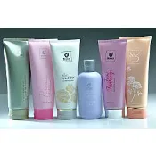 出貨附發票-【小新小舖】新貨編號**香水乳液特賣*異國戀曲夢幻佳人，馥香，浪漫身體護膚乳大降價**
