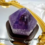 Sweet heart 田芯國際精品 Sweet Heart 田芯開運精選 💯玻利維亞紫水晶骨幹 彩虹光 紫黃晶 紫水晶柱 可消磁手鍊 能量強勁! NO.62