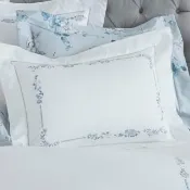 【WEDGWOOD】500織長纖棉 刺繡歐式枕套一件｜雅緻美境  雪映白(百貨款｜51x71cm)