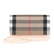 【BURBERRY 巴寶莉】BURBERRY 格紋拼接翻蓋斜背/肩背包(迷你/粉)