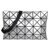 【ISSEY MIYAKE 三宅一生】BAOBAO 原色透光幾何方格4x6大格斜背包(銀/亮面)