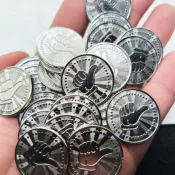 你真棒大拇指遊戲幣定制金屬代幣積分做活動積分抓娃娃常見遊戲幣 D A Y 5