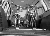 高雄 皮卡 貨卡 單廂 雙廂 室內自行車架 後斗 自行車架 Thule indoor bike carrier 592
