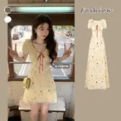 花朵洋裝 碎花洋裝 渡假洋裝 短洋裝 多巴胺洋裝 小洋裝 出遊洋裝 法式甜美荷葉邊氣質碎花連衣裙女夏季收腰顯瘦海邊度假裙
