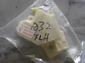 正廠 NISSAN CEFIRO A32 96 98 中控馬達 中控鎖 另有各車系大,小板金,引擎,底盤零件 歡迎詢問
