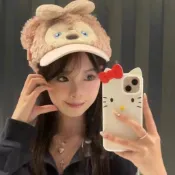 (時尚單品帽子)🐻Duffy達菲熊毛絨顯臉小可愛卡通小熊耳朵帽🐻