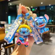 【新款】卡通史迪仔吊飾 娃娃機鑰匙扣批發 可愛鑰匙圈 機車矽膠鑰匙鏈 時尚背包掛飾 3D軟膠情侶公仔禮物