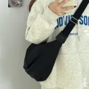(店+)大容量餃子包 包包 包包女 羽絨棉單肩包 側背包 肩背包 斜背包 女包 手提包 餃子包 斜跨包