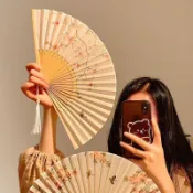 【臺灣出貨】新中式古風海棠摺疊小扇子女夏天國風漢服拍照隨身攜帶摺扇高顏值