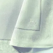 CELINE 人字紋提花滾邊方巾 20 x 19.5 英吋