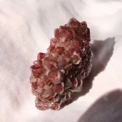 紅水晶隱山 紅晶簇 水晶簇 水晶花 水晶原礦 擺設 原石 crystal