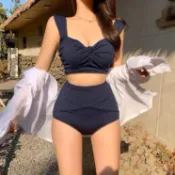 臺灣現貨高腰 微性感 海邊玩水渡假 泡溫泉 簡約時尚美 胸前小心機  背心式泳裝 美胸泳衣 H81